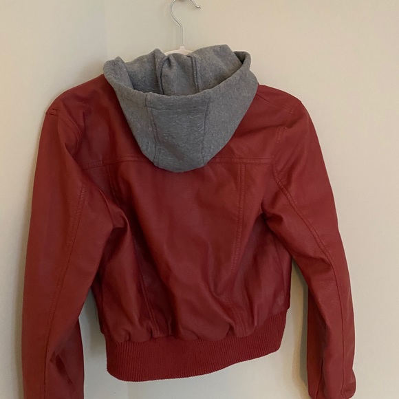 Jacket - Picture 2 of 7